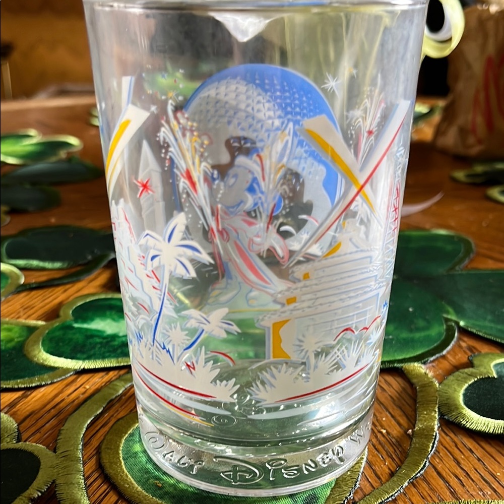 McDonald’s Disney Mickey Mouse Glass Tumbler - Picture 2 of 5